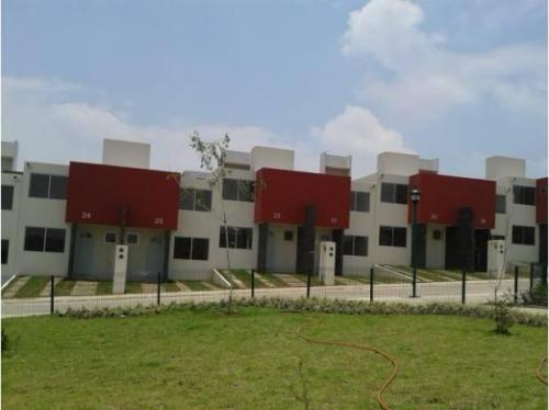 Lago Residencial casas solas