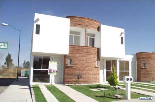 Últimas casas solas en hermoso condominio Campestre Monarca
