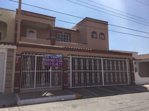 Maravillosa Casa en Fracc Playa Sur