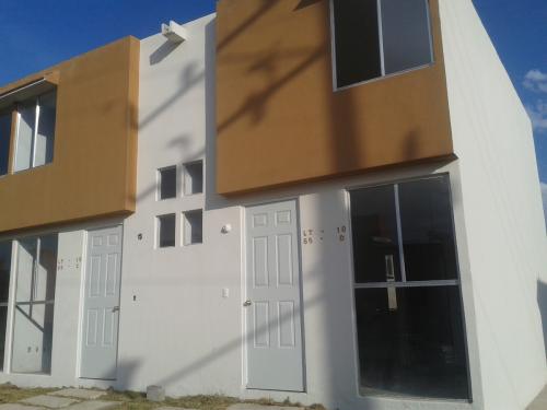 ESTRENA TU CASA CON TU CREDITO INFONAVIT