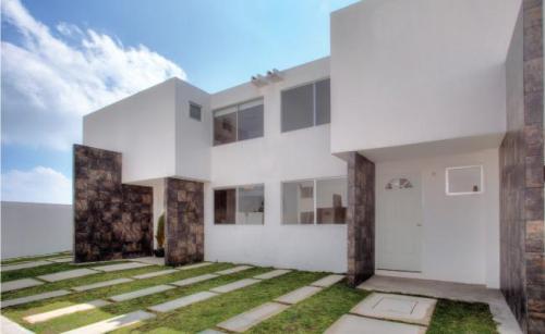 Tu vivienda en el lago residencial.