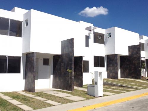 VENDO CASA EN ZONA RESIDENCIAL ATIZAPAN