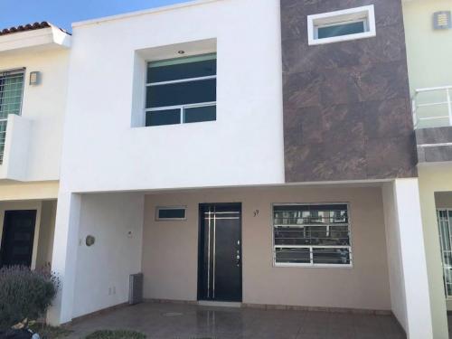 Casa Venta/ Bosques del Centinela/ zapopan