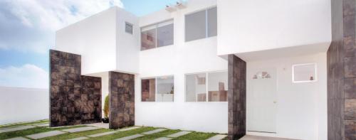 BIENVENIDO A LAGO RESIDENCIAL CONTAMOS CON LAS MEJORES CASAS