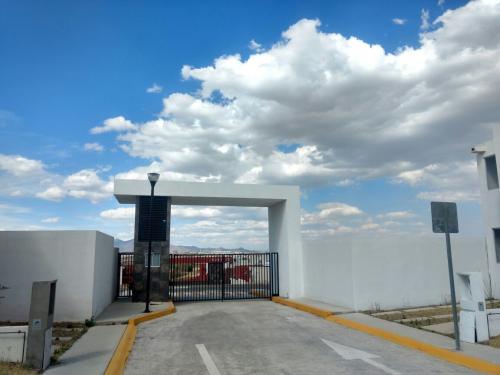 casa  a25 minutos de periferico