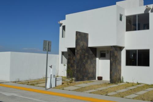 CASA NUEVA EN VENTA ( RESIDENCIA EL LAGO )