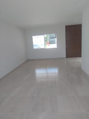 RENTA RESIDENCIA EN COTO AL NORTE