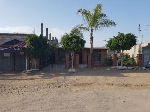 CASA EN VENTA EN LA COLONIA BUENOS AIRES NORTE