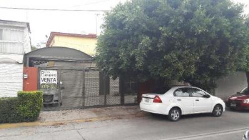 Arboledas Tlalnepantla super ubicada Linda y amplia casa super precio, Veala