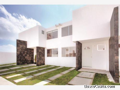 Hermosa casa en venta en fraccionamiento privado 