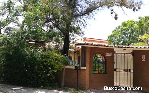 Hermosa Casa Colonial en Jurica Queretaro