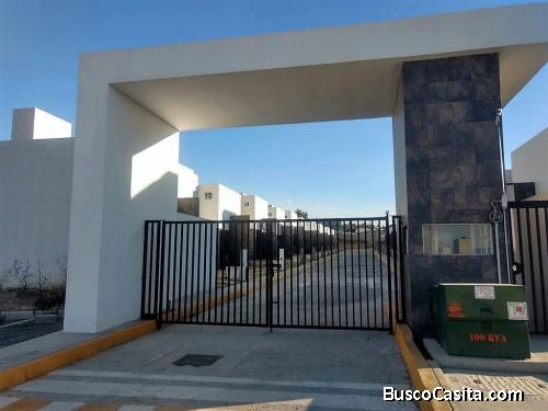 ¡BONITA CASA EN VENTA!
