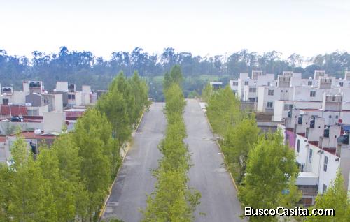 CASA EN VENTA - ZONA RESIDENCIAL VIVE LAGO