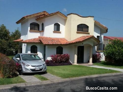 Hermosa Casa Estilo Campestre, Lomas de Cocoyoc
