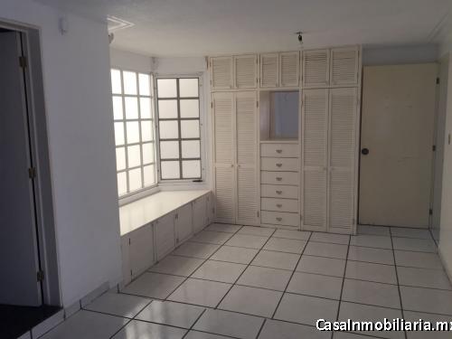 Se vende linda casa en Valle de Aragón.