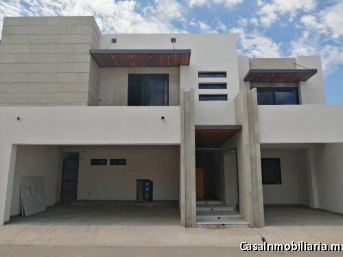 MUY BONITA CASA EN LOS SANTOS EN HERMOSILLO, SE VENDE