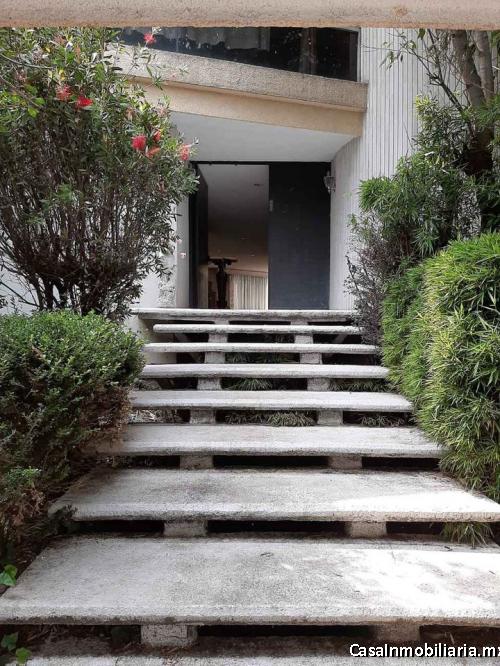 Hermosa Residencia en Lomas de Chapultepec 