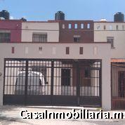 CASA EN LOMAS DE ORIENTE