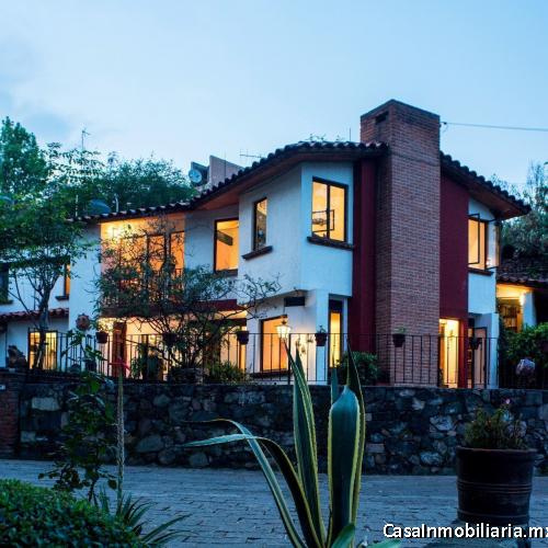 Hermosa casa en condominio estilo mexicano moderno en Tetelpan