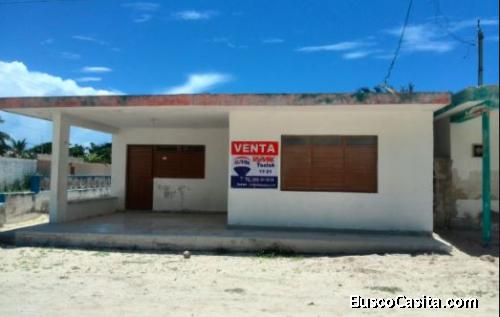 CASA EN VENTA UBICADA EN CHELEM