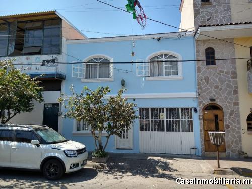 CASA EN VENTA COLONIA DEL FRESNO, A UNAS CUADRAS DEL MERCADO DE ABASTOS