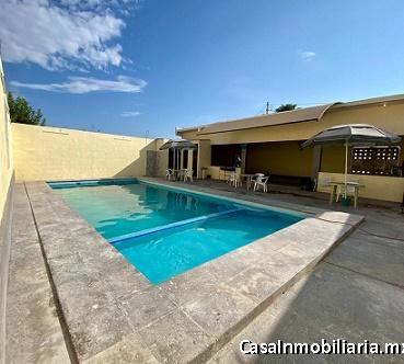 ????????HERMOSA QUINTA EN CHÁVEZ (FCO. I MADERO).