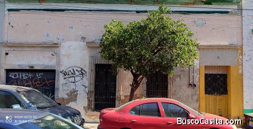 Casa a precio de terreno en Guadalajara.