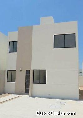 LINDA CASA EN PIEDRA DE AGUA 