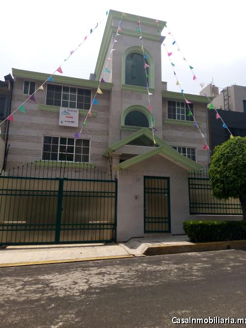 Preciosa e impecable casa en fraccionamiento privado área Perisur!