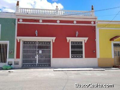 CASA EN VENTA EN EL CENTRO