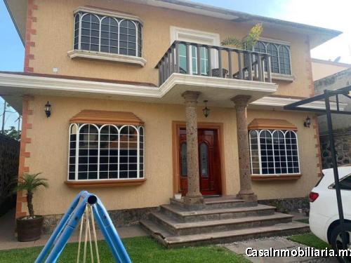 CASA VENTA BURGOS BUGAMBILIAS TEMIXCO MORELOS