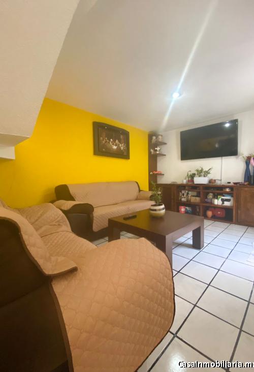 Linda casa en Condominio Horizontal iluminada 3 rec, 3.5 baños y 2 garage