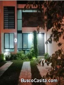 CASA EN VENTA EN  LA CIUDADELA