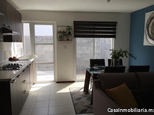 Casas nuevas en privado cerca de club Erandeni en venta