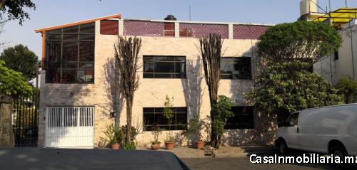 CASA VENTA GENARO GARCIA JARDIN BALBUENA SV