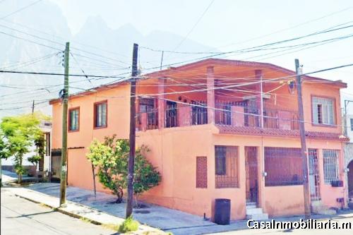 Casa en Venta en Santa Catarina NL