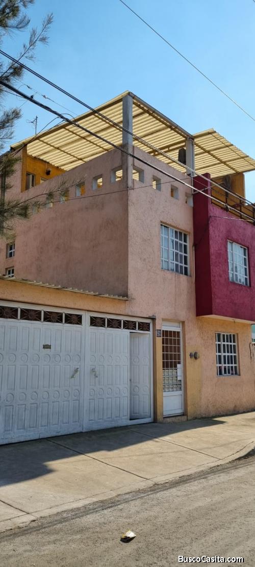 CASA EN VENTA CERCA DEL METRO PEÑON