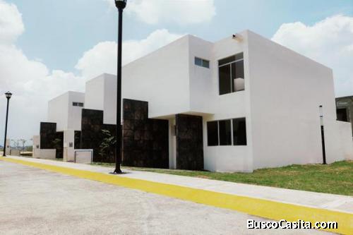 se vende bonita casa en zona residencial