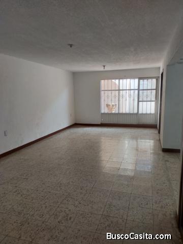Se vende casa en Irapuato Gto. Calzada Los Chinacos