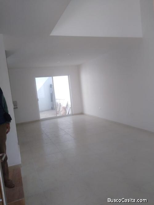 Al norte venta casa nueva, excelentes acabados