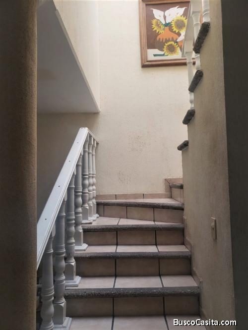 Al oriente, casa en venta en muy buena ubicación