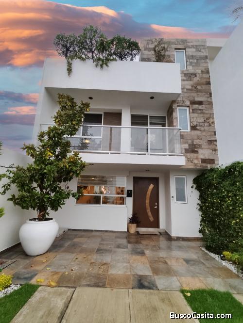 Casa en Venta en Antigua Cementera Puebla