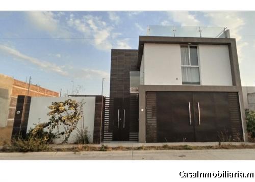 Casa en Fracc Condado de la Pila