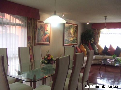 EXCELENTE CASA EN L LA CERRADA DEL OLIVARITO  CEERCA  DE LA MEGA  OLIVAR DE LOS PADRES