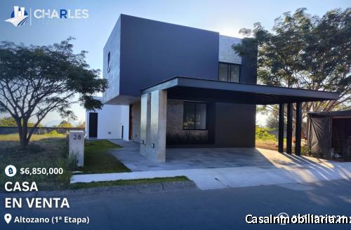 Se Vende Casa en Altozano