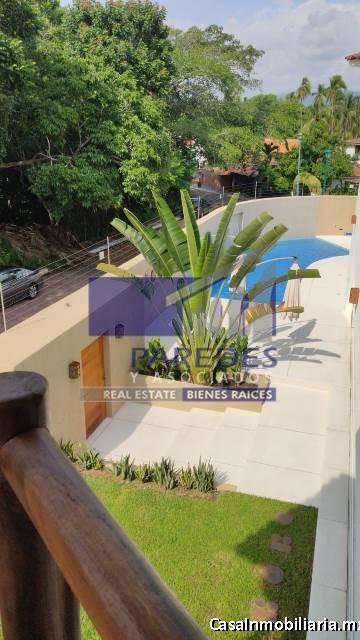 R306 Residencia nueva en Venta 5 recámaras  Ixtapa Campo de Golf