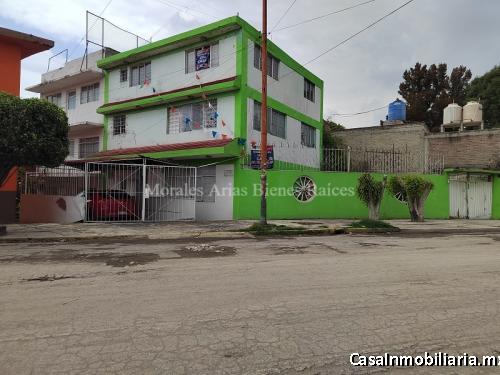 Casa en Esquina, Jardines de Santa Clara: Espacio Ideal para Vivienda o Inversión