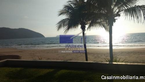 R301 Residencia con playa en venta  4 recamaras Barra de Potosi Zona Zihuatanejo