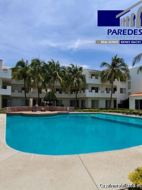 V409 Villa en Venta remodelada 4 recamaras Ixtapa