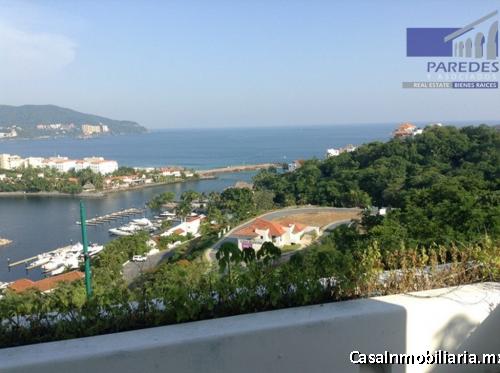 R303 Residencia en Venta para Remodelar 4 recamaras Porto Ixtapa